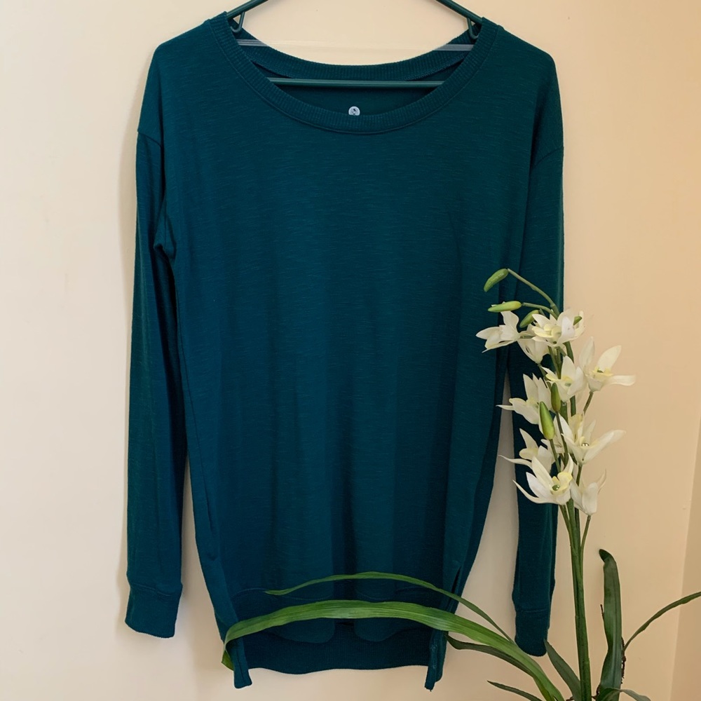 Oversized long sleeve